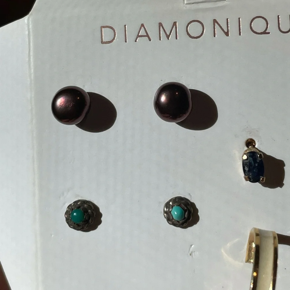 earring bundle ! - Picture 3 of 4